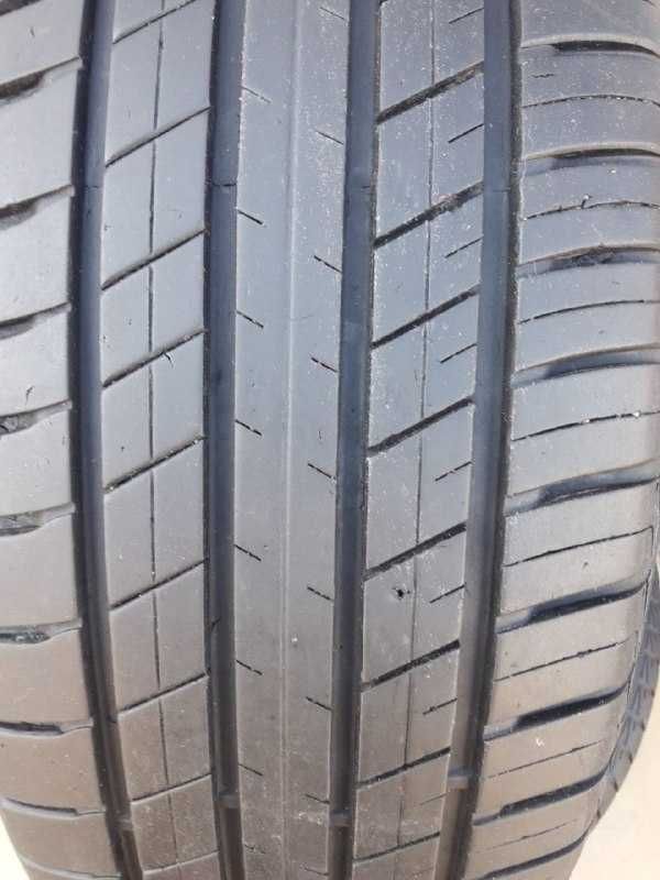 комплект шин 225/60/18 RoadX