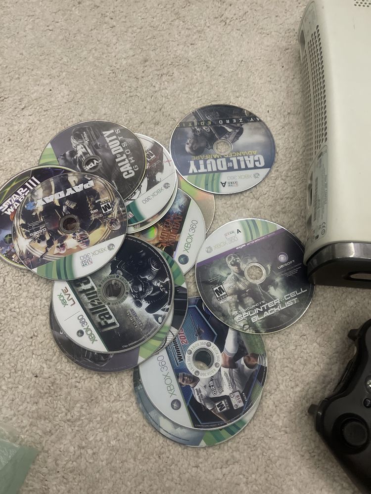 X-BOX 360   120 GB HDD в рабочим состояние