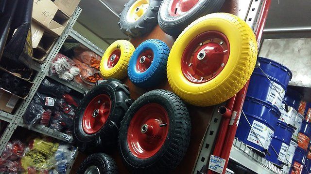 Садовые тачки одноколеснные