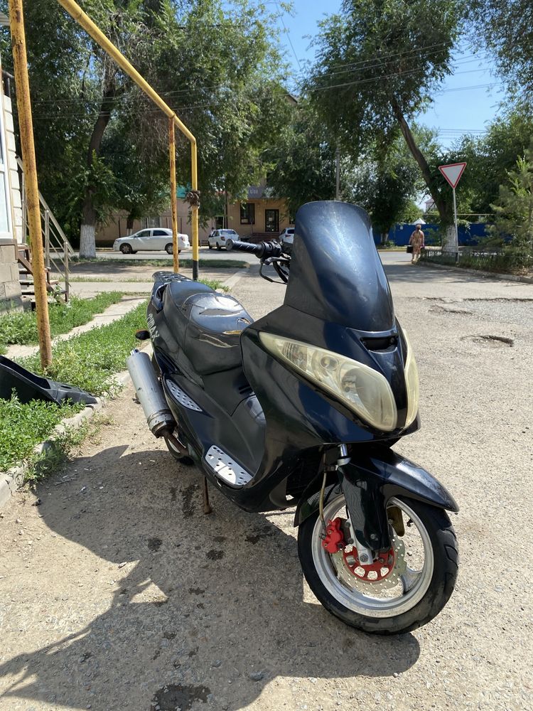 Продам мопед чистый япония