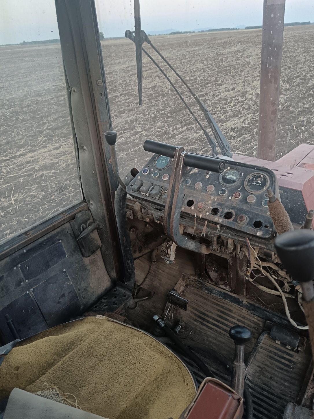 Продам трактор т 95 2004 года