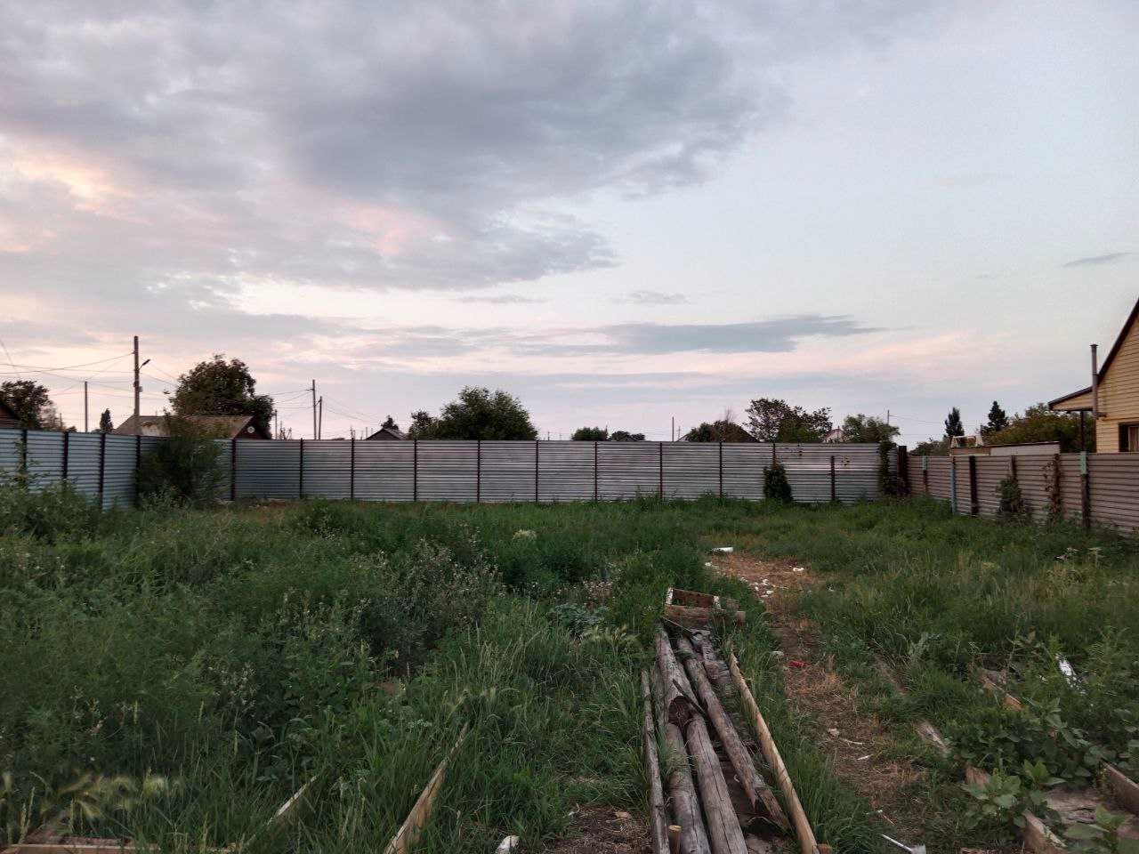 продам дом Костанай2, с большим участком