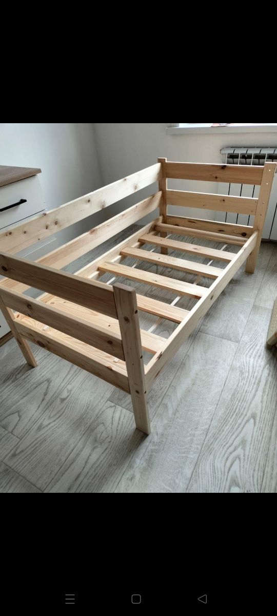 Продам детскую кровать