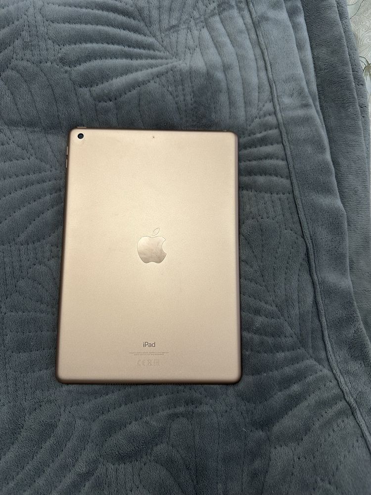 Продам ipad 7 32 гб