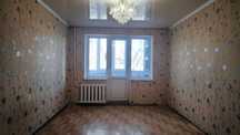 Продаю 2 ком квартиру по ул. Абая (1 мкр)