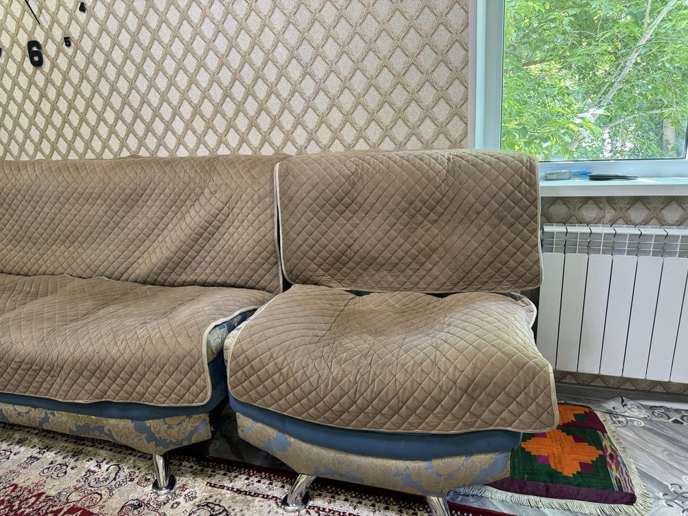 Синий диван и 2 кресла