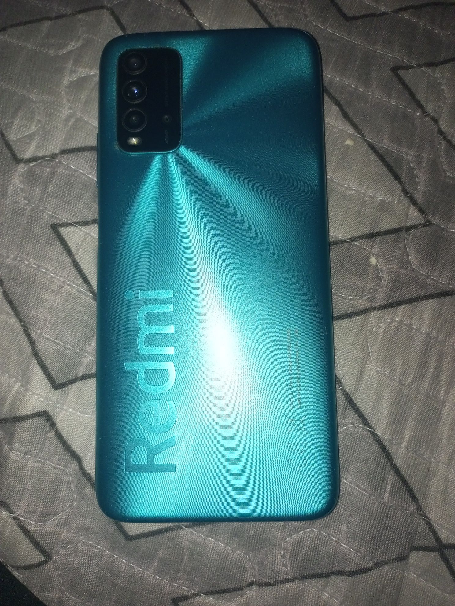 Телефон в хорошем состоянии Redmi 9T