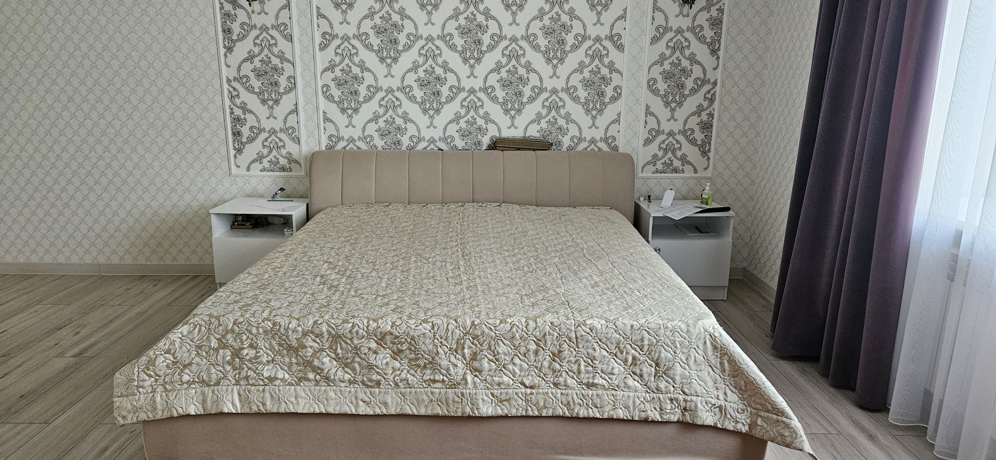 Продам двуспальную кровать