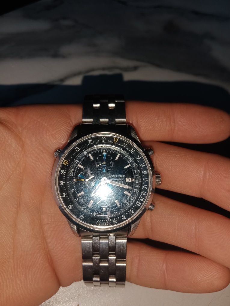 Продам мужские наручные часы. Orient
