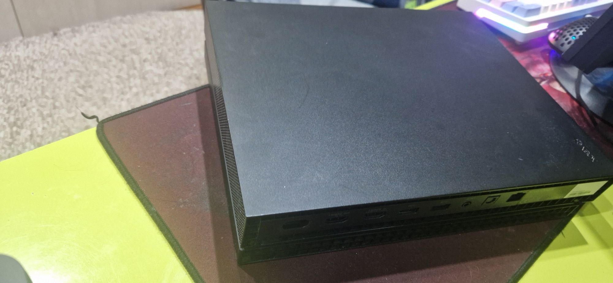 Xbox one x в идеальном состоянии
