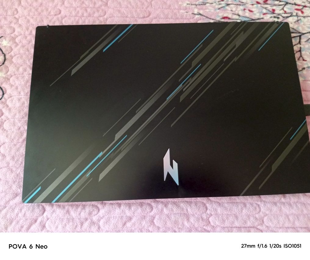 Ноутбук Acer Nitro V 15 15.6" / 16 Гб / SSD 512 Гб  / ANV15-51
