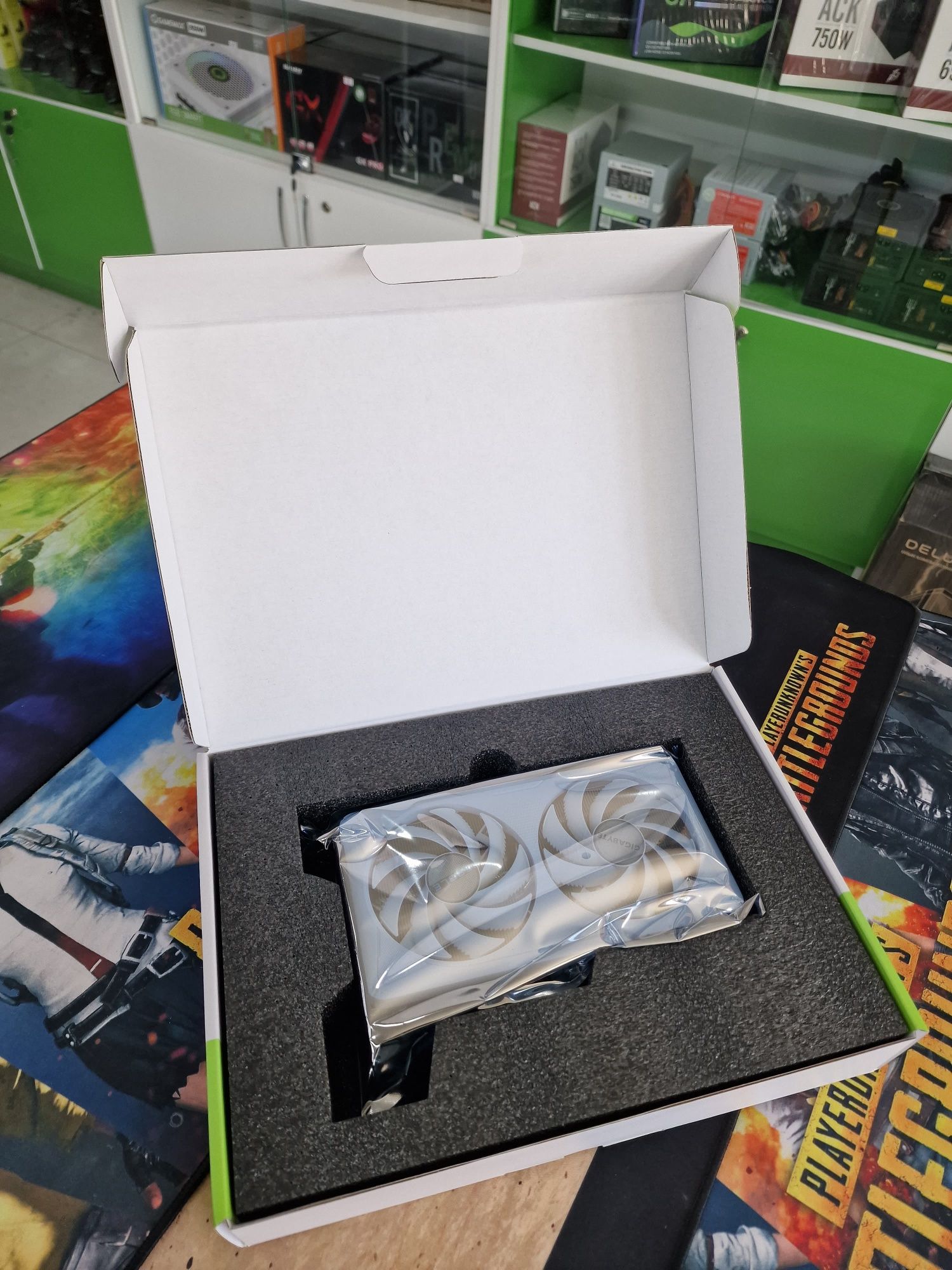 Продаётся RTX 5060 8GB Gigabyte white