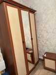 Продам шкаф с двумя тумбочками