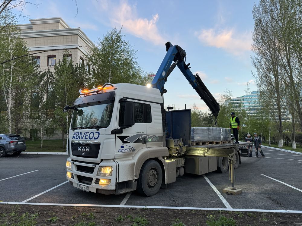 Услуги Манипулятора контейнеры,гаражи,павельоны