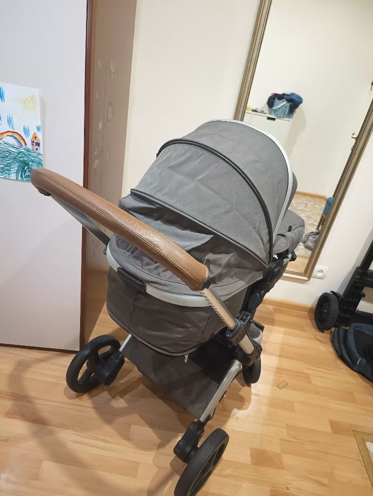 Коляска детская продам