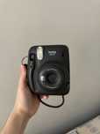 Продам Instax mini 11