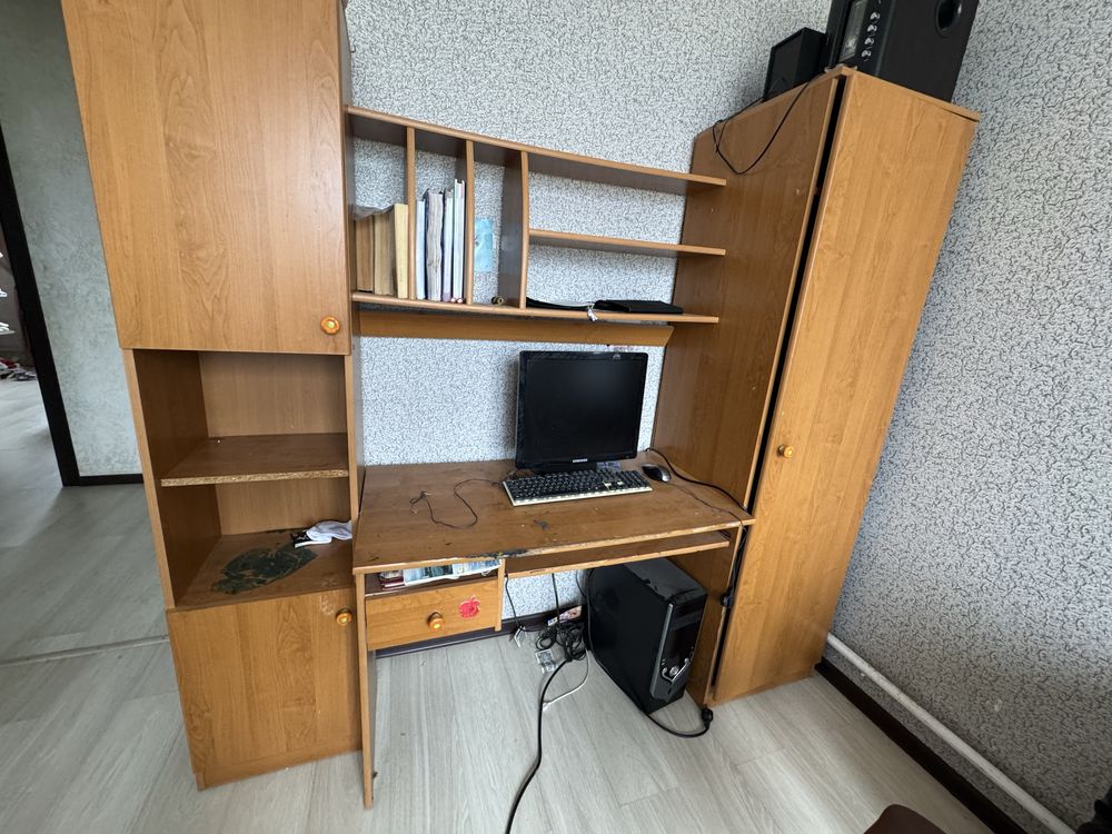 Срочно Продается мебель за все 10000