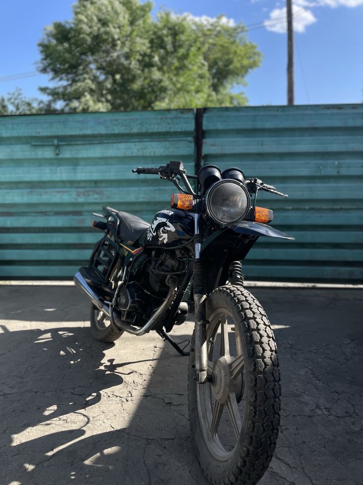 Продам мотоцикл 200 куб.