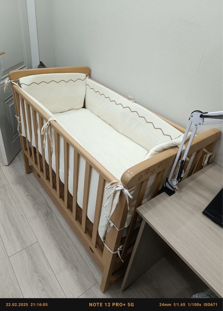 Продам детскую кроватку