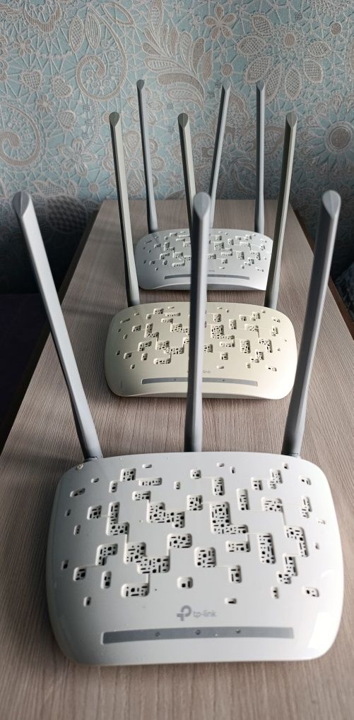 Продам wi-fi точку доступа tp-link