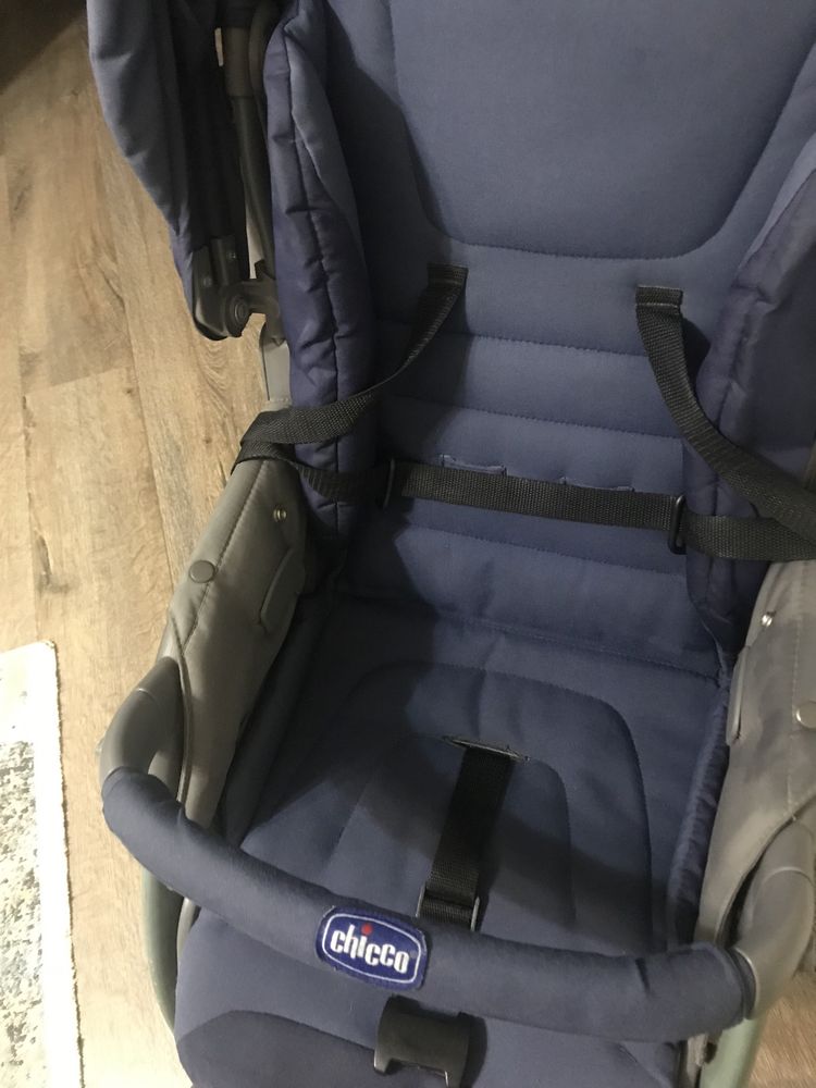 Коляска Chicco Италия