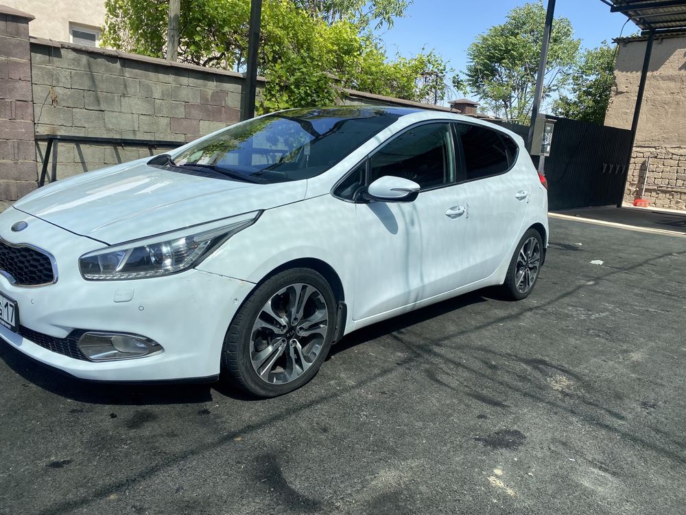 Kia ceed 2013 года полный комплектаций