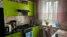 Продам 3-х комнатную квартиру в центре.