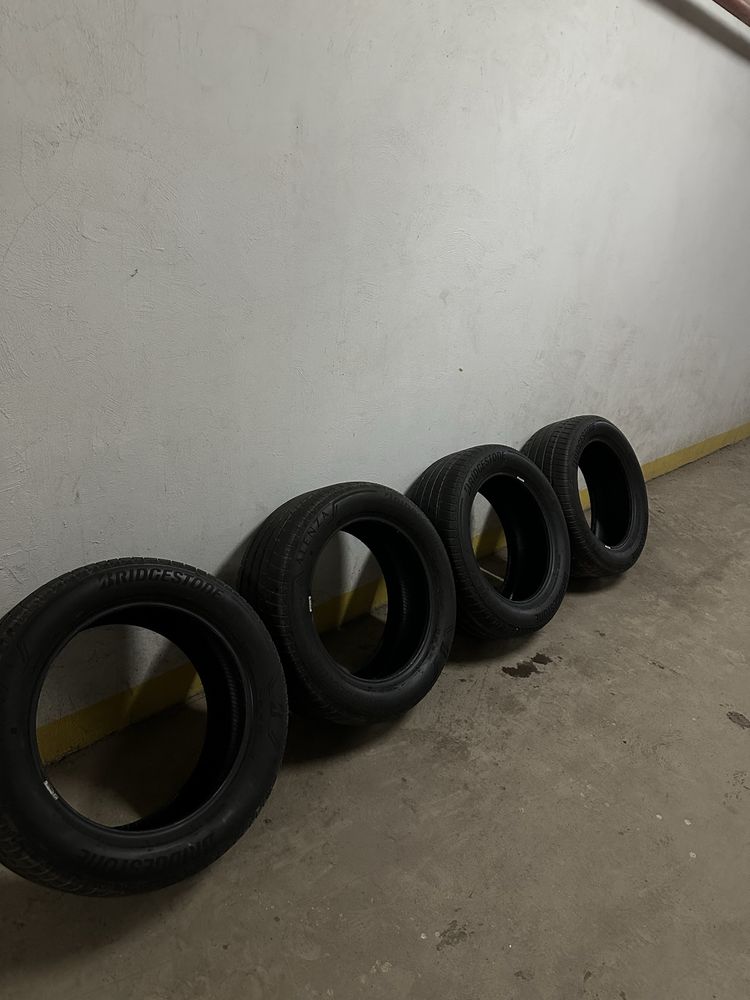 “Новые шины Bridgestone Potenza 265/50R19, срочно, 250 000 тг!”