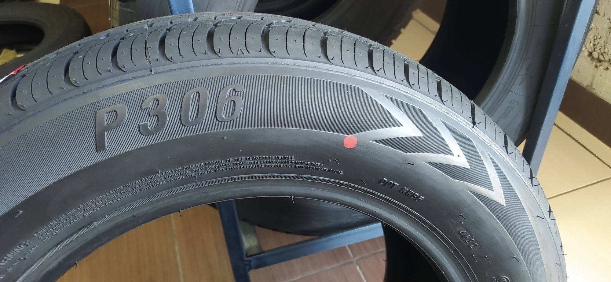 215/60R16 Three-A P306