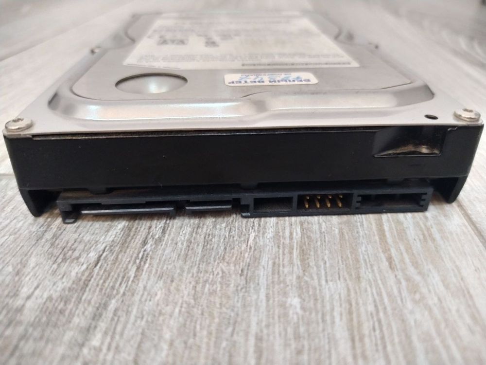 Продаю жесткий диск Samsung hd322hj