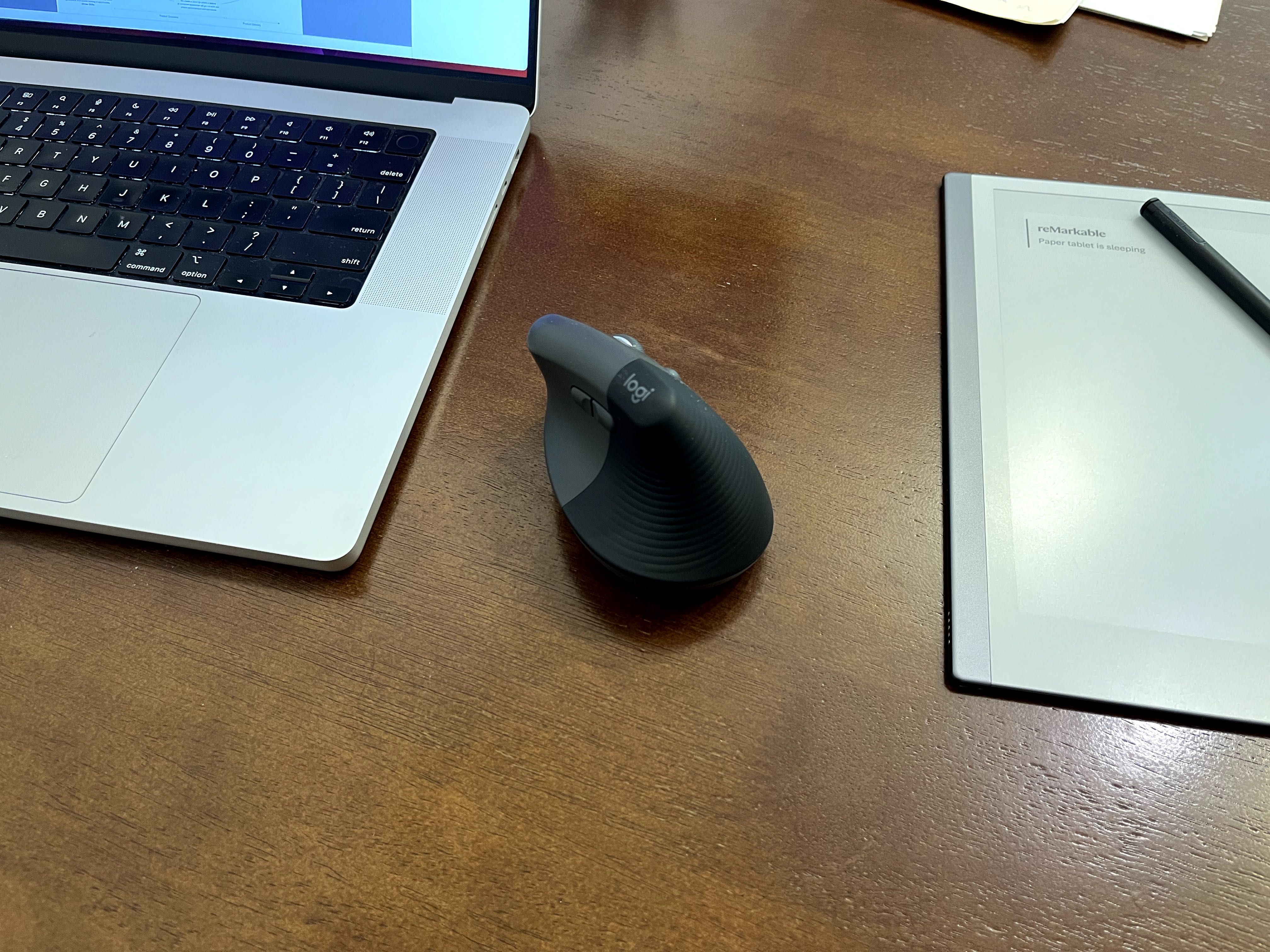 Мышь Logitech Lift, с гарантией