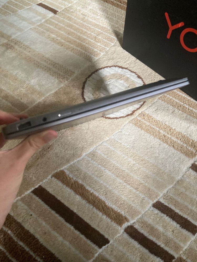 Ноутбук Lenovo Yoga i6