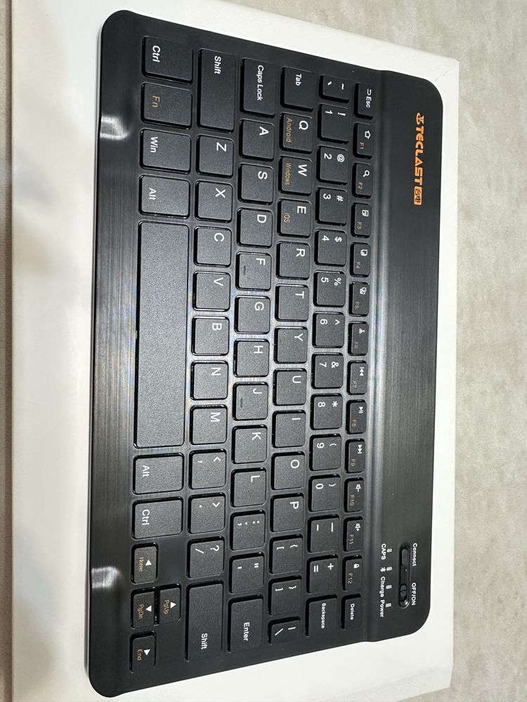 Продам планшет Teclast T65 Max All-in-One Kit 13 дюйм 8 Гб/256 Гб