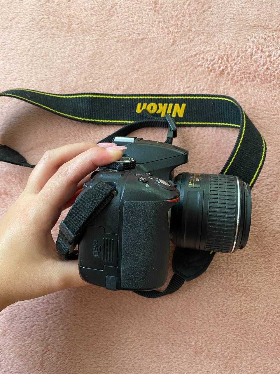 Зеркальная камера Nikon D5300 для фотосъёмки и видеосъемки проф