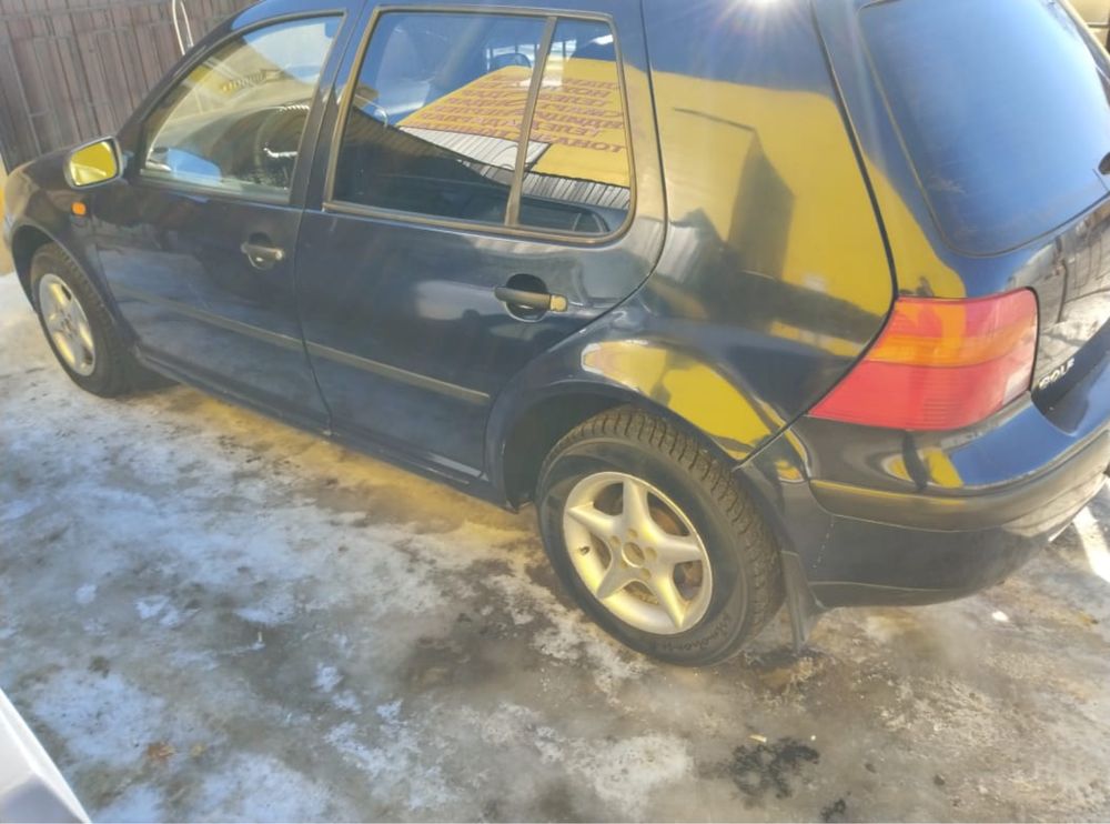 Golf 4 продам
