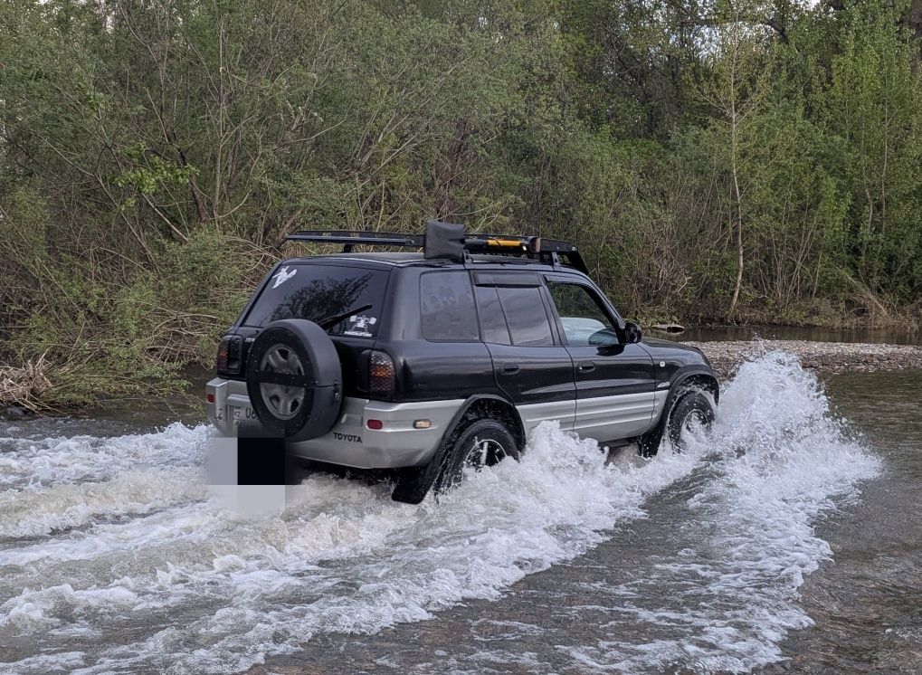 Toyota RAV4 1998, AT, 2,0