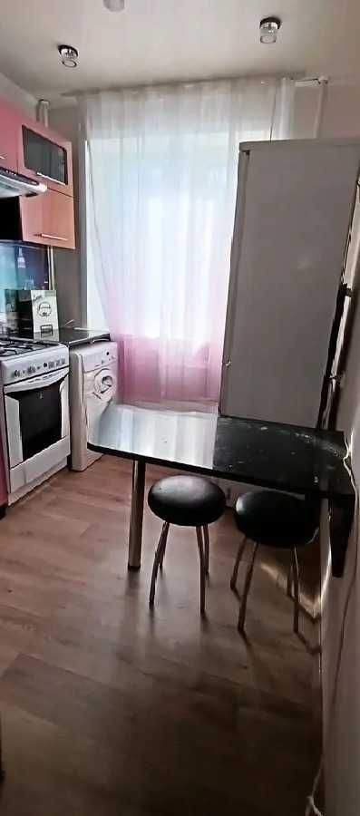 3 комнатная, 3/5, КСК, 50 кв.м.