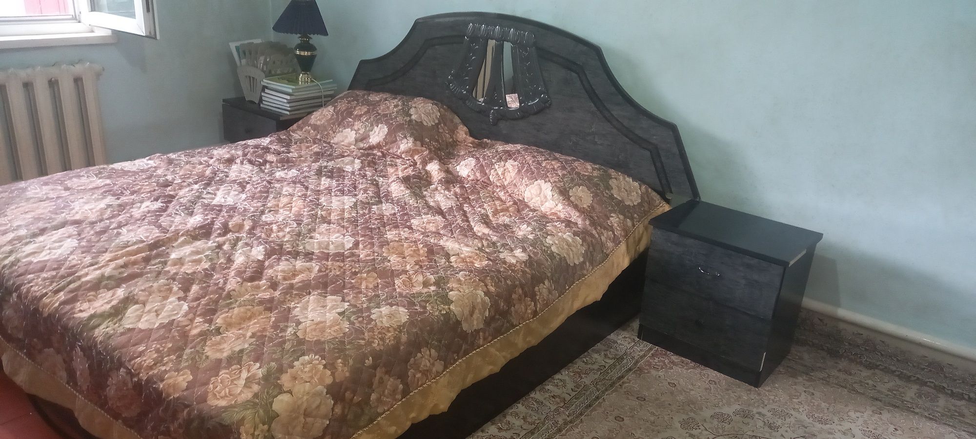 Спальный гарнитур