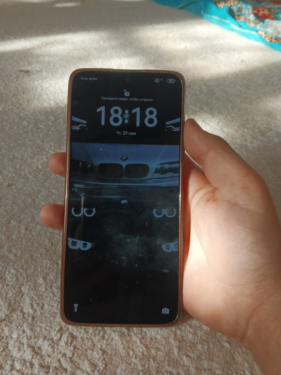 HUAWEI nova 12i.