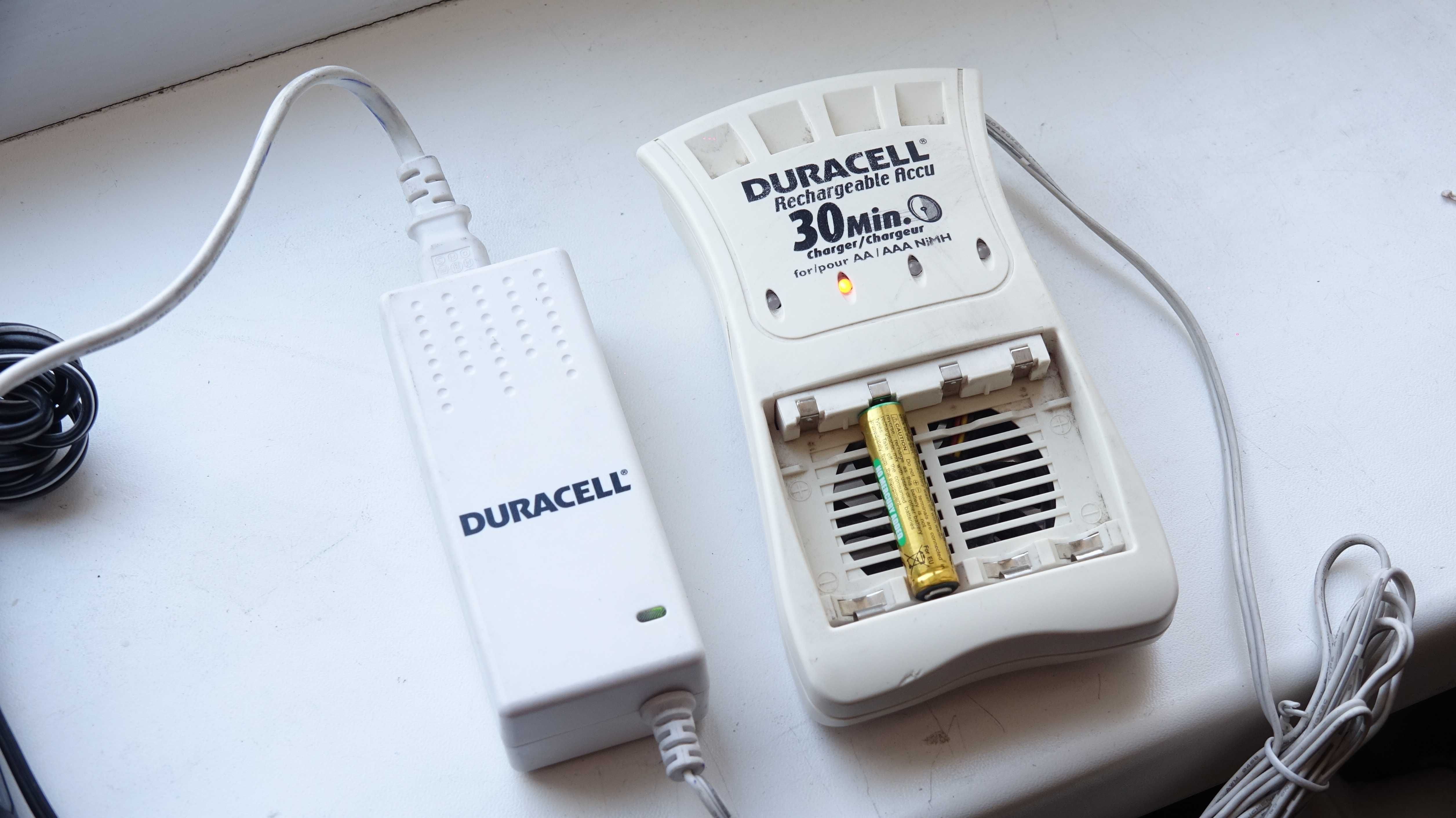 зарядное устройство Duracell.АА,ААА Charger