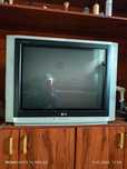 Телевизор LG FLATRON диагональ экрана 80см