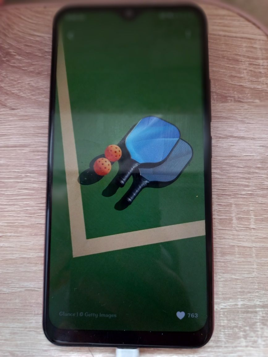 Продается cотовый телефон Vivo Y 12 на 64 Гб на 2 сим карты, с коробко