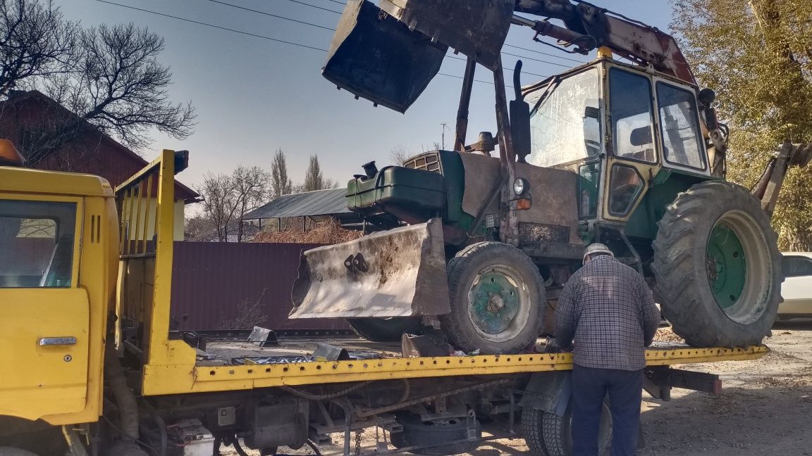 Продам трактор юмз-6 грейферный
