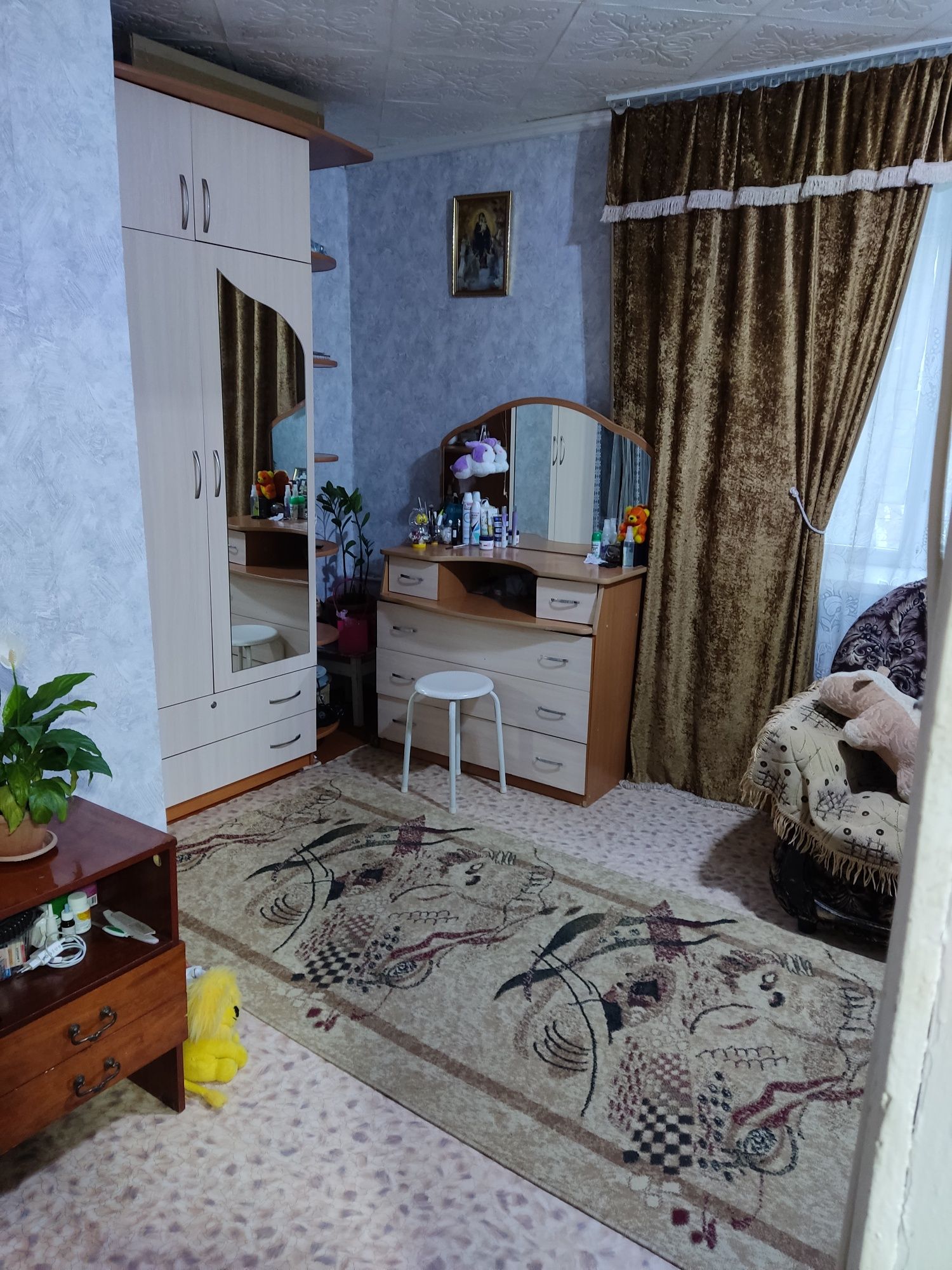 Продам однокомнатную квартиру в центре