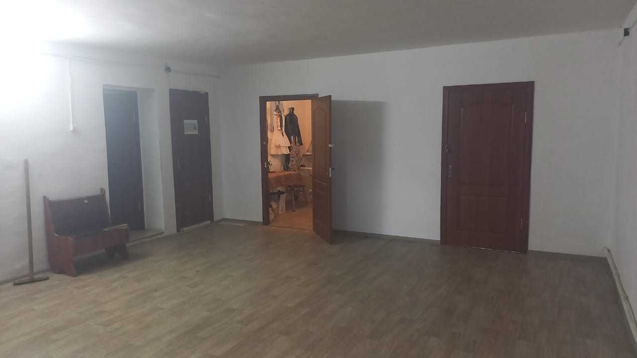 Продаётся здание в центре Айтекеби