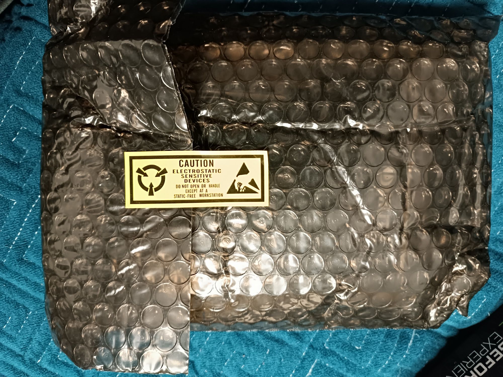 Продам видеокарту 2гб