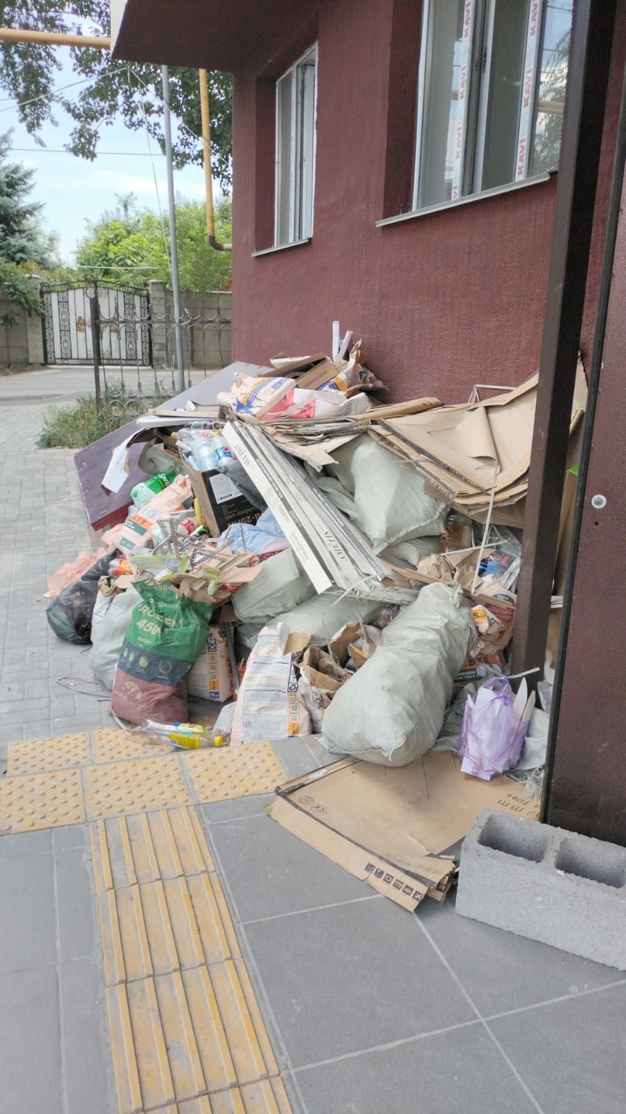 Вывоз хлама Вывоз мебели Вывоз строительного мусора Вывоз старых вещей