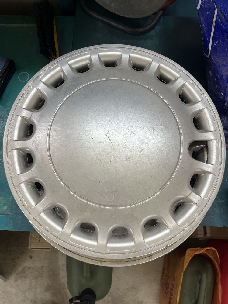 Колпаки на диски R16