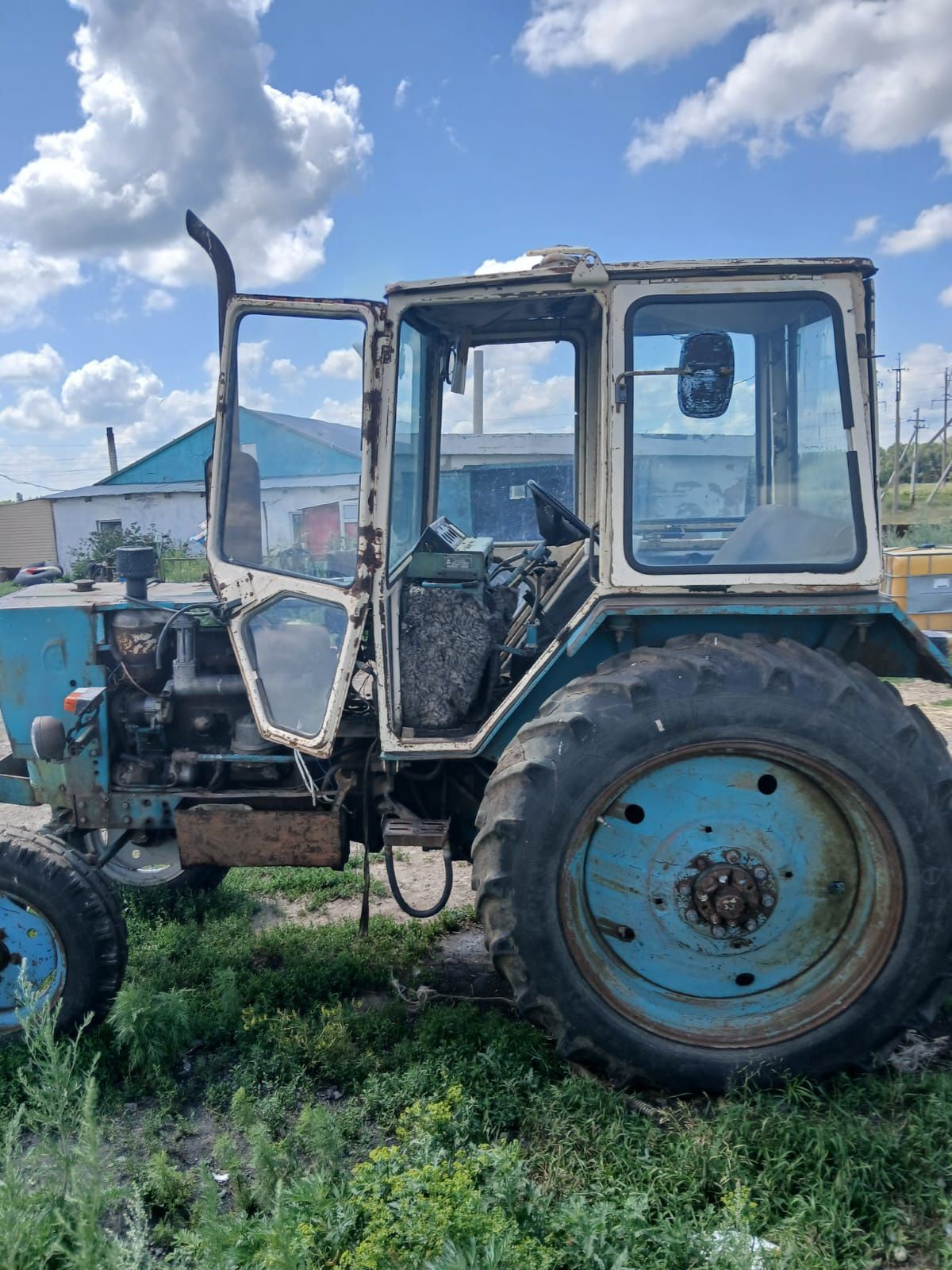 Продам ЮМЗ на ходу