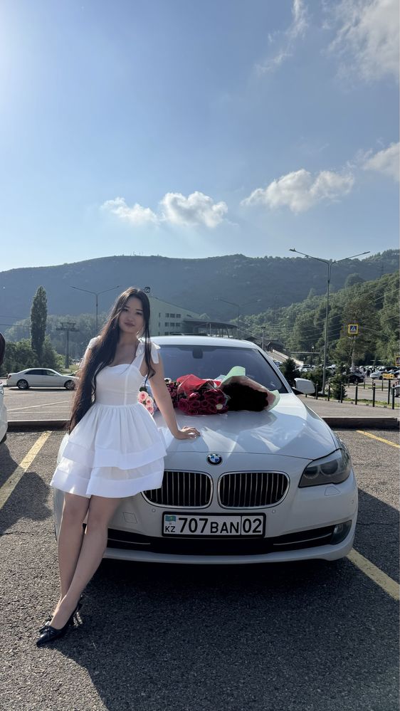 Ақ көйлек, кең .
